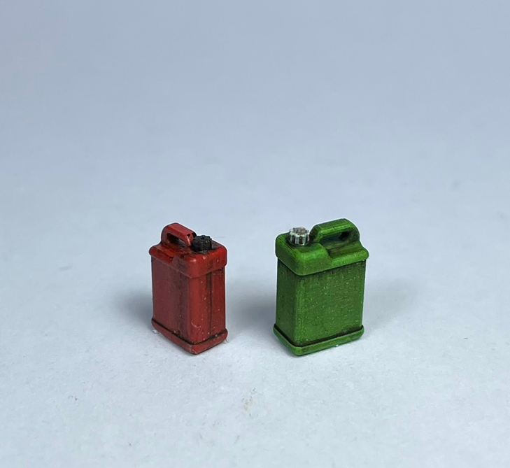 1/35 Plastic Chemical Containers