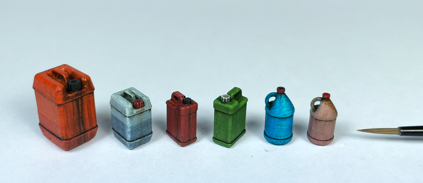 1/35 Plastic Chemical Containers