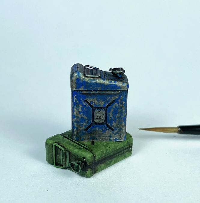 1/35 20litre Metal Soviet Fuel Can