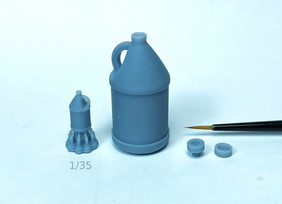 1/16 Plastic Chemical Containers