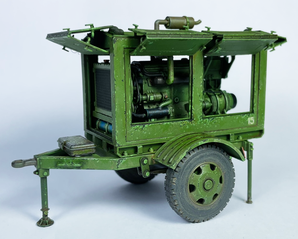 1/35 Large Military Generator Trailer