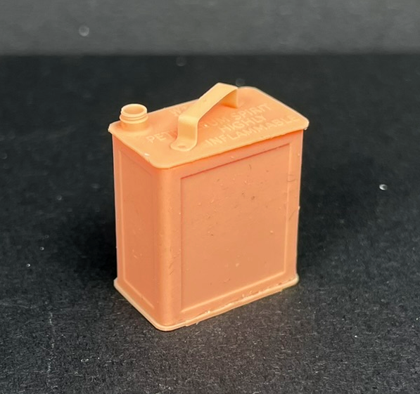 1/16 WW2 British 2 Gallon Fuel/Water Containers