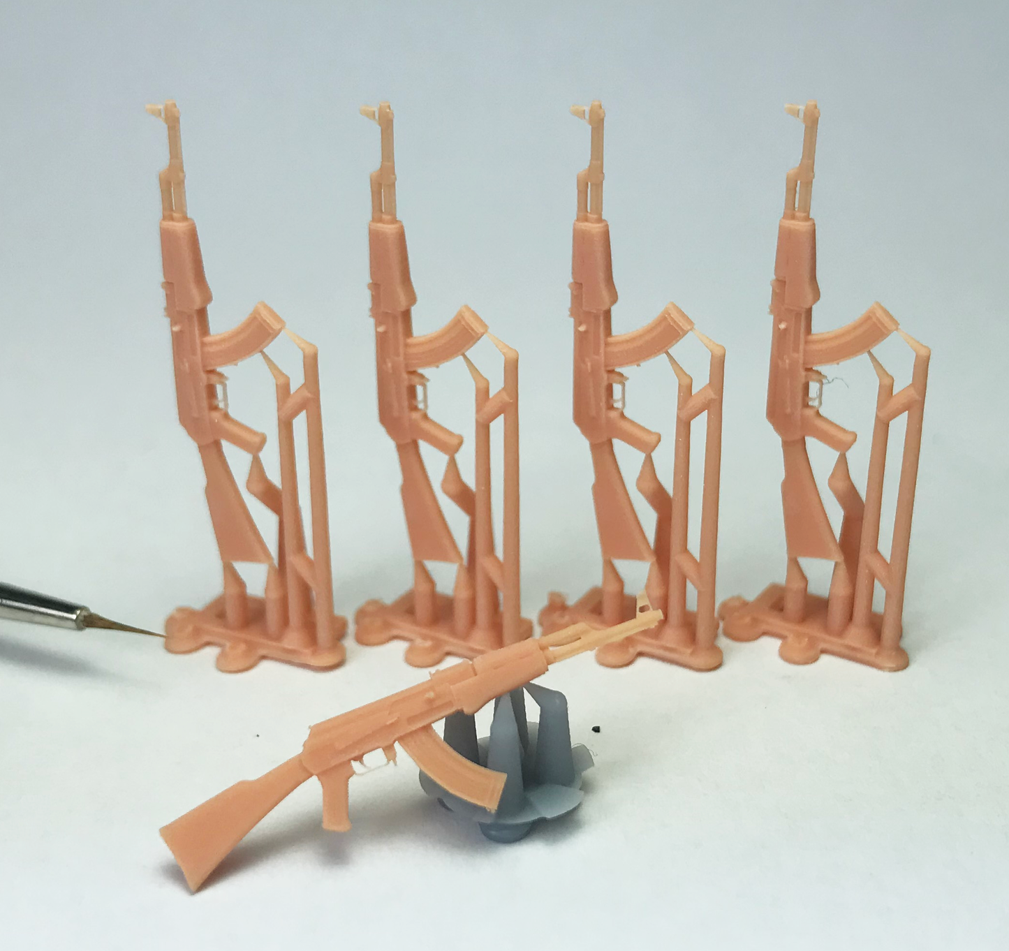 1/35 AK-47 Rifles x5
