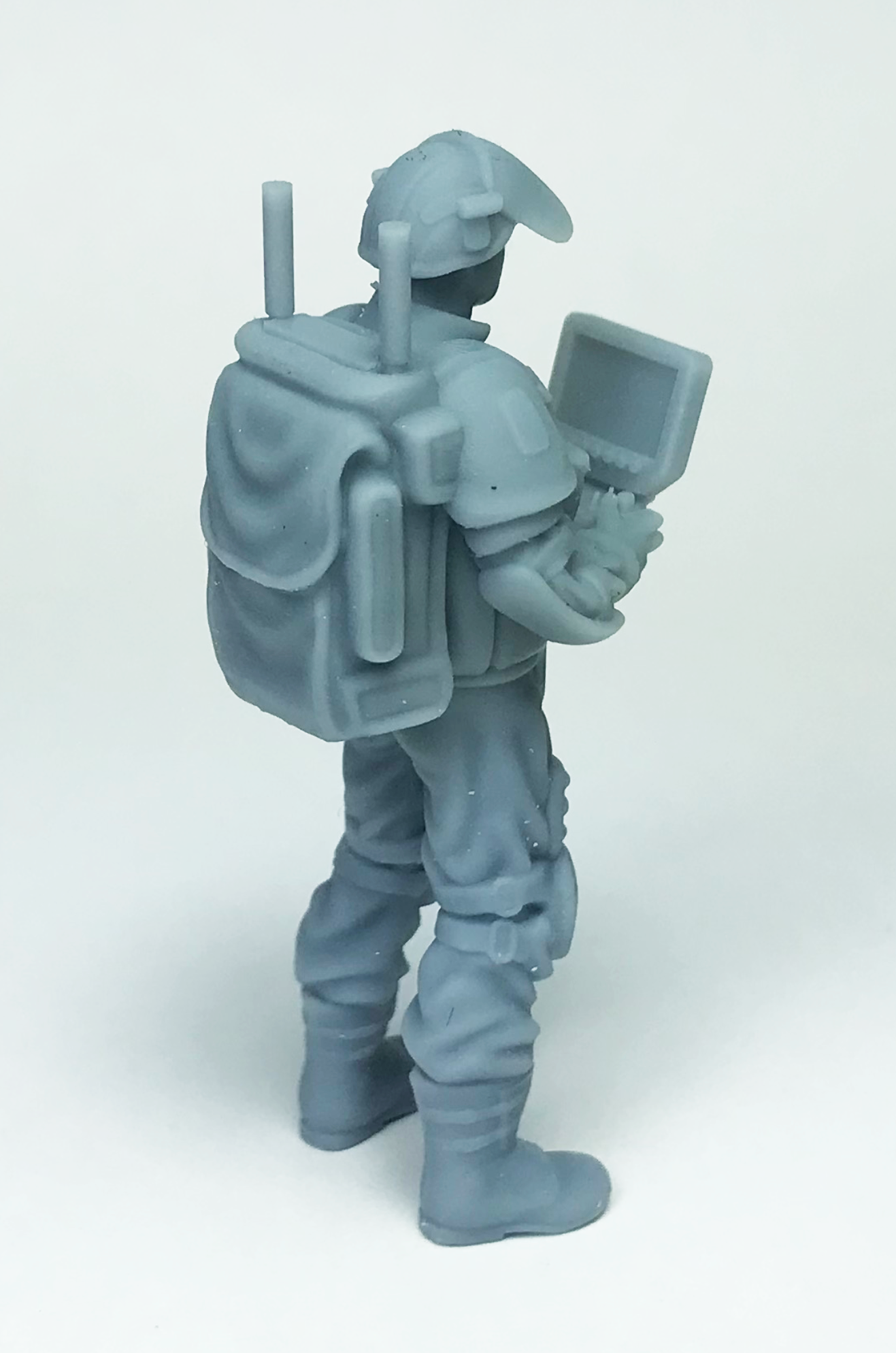 1/35 Modern Drone Operator Figure
