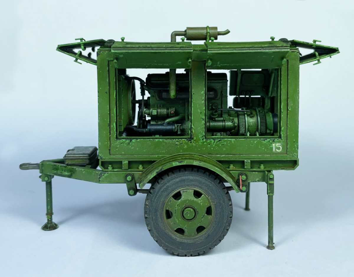 1/35 Large Military Generator Trailer
