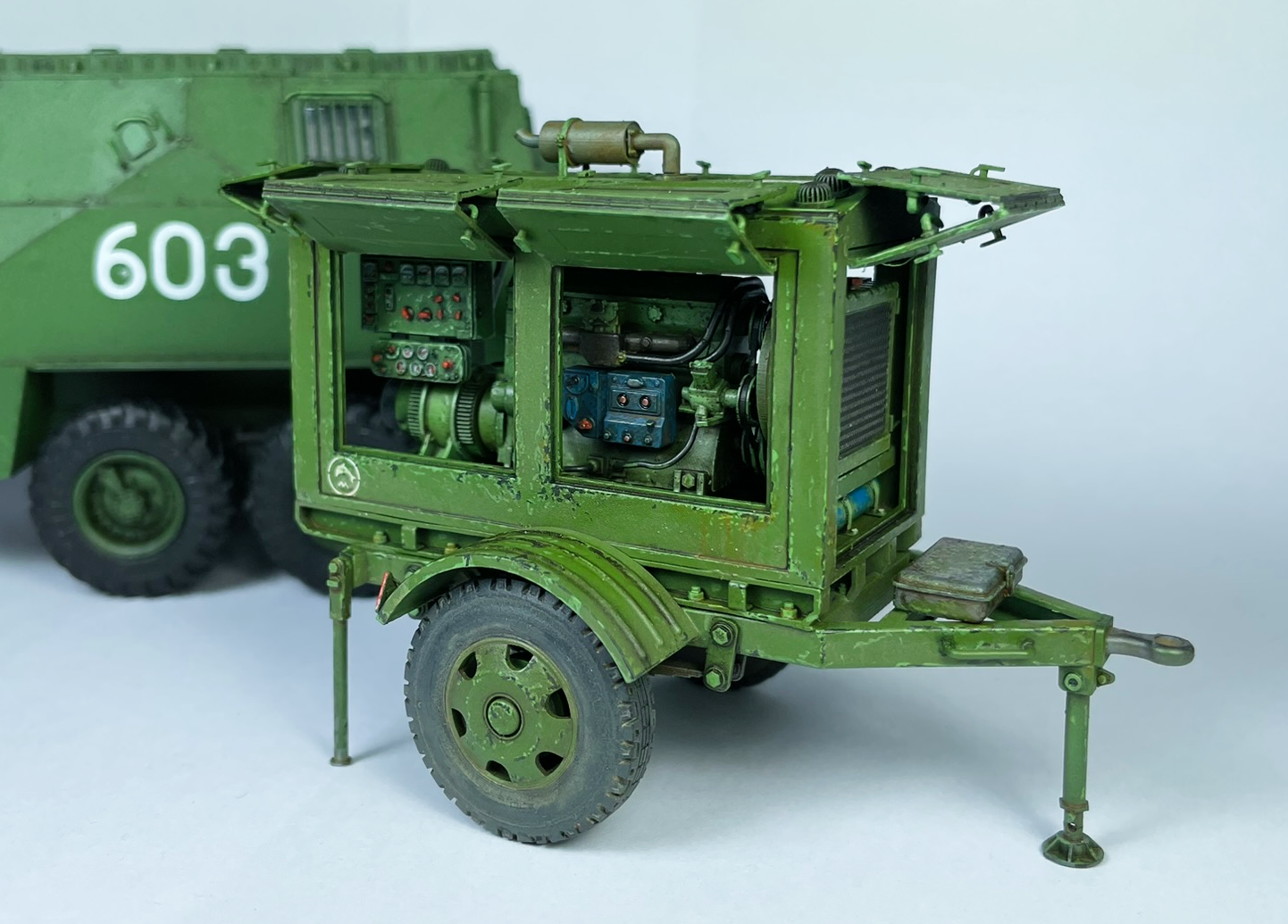 1/35 Large Military Generator Trailer