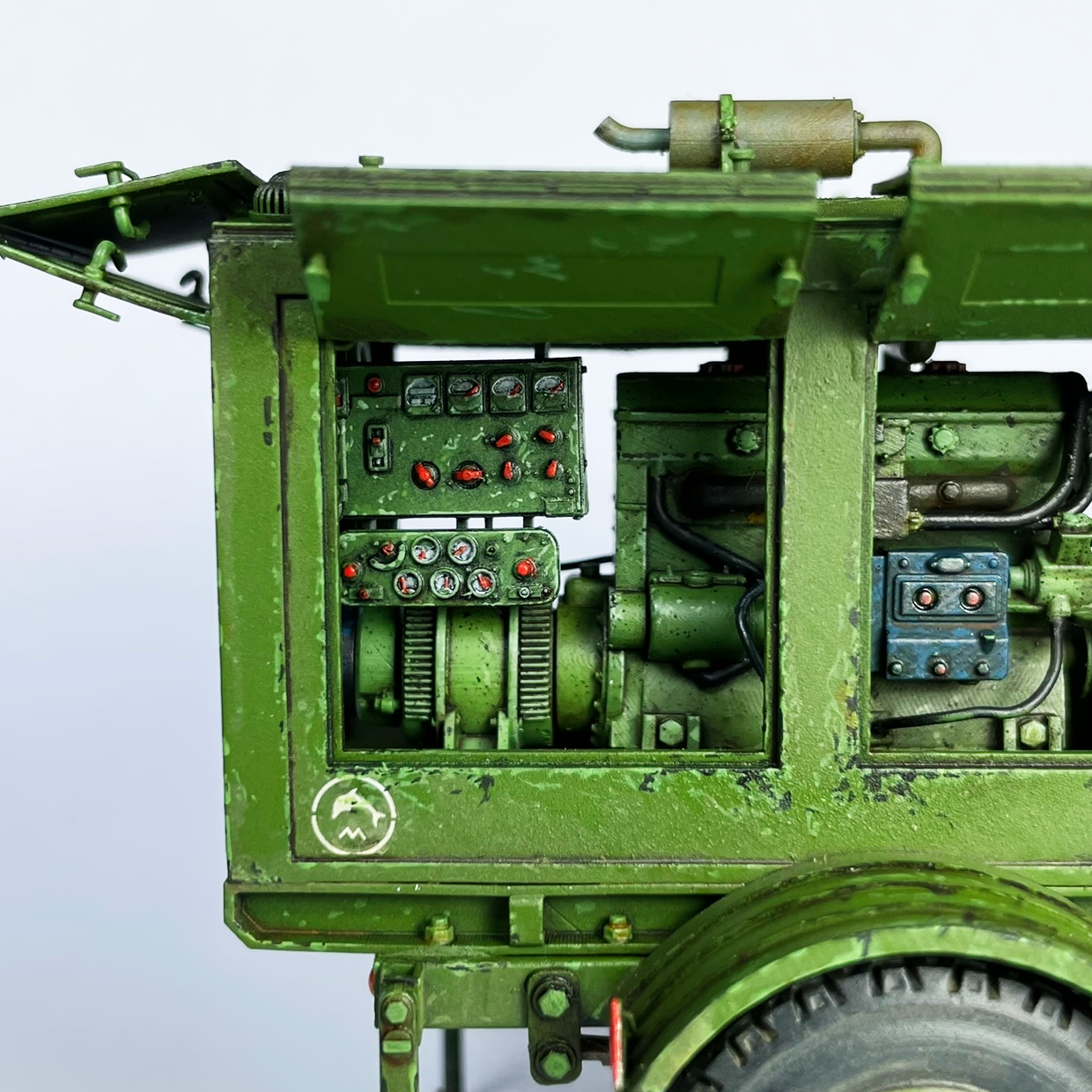 1/35 Large Military Generator Trailer