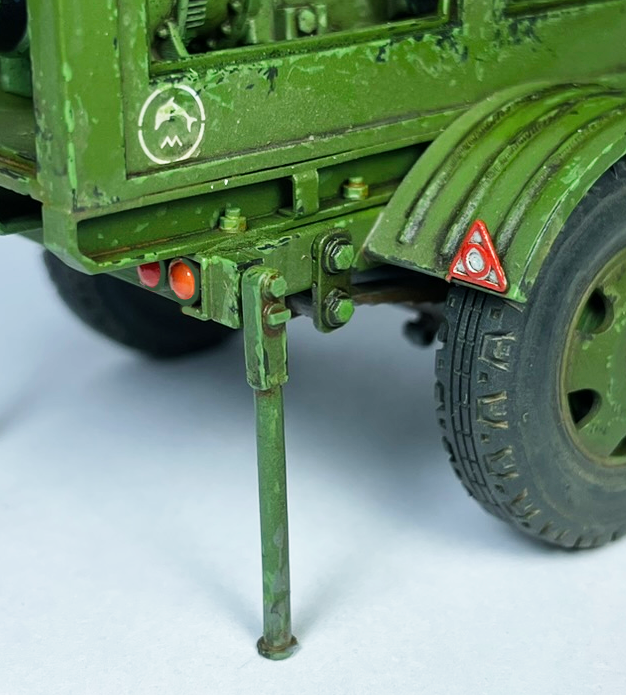 1/35 Large Military Generator Trailer