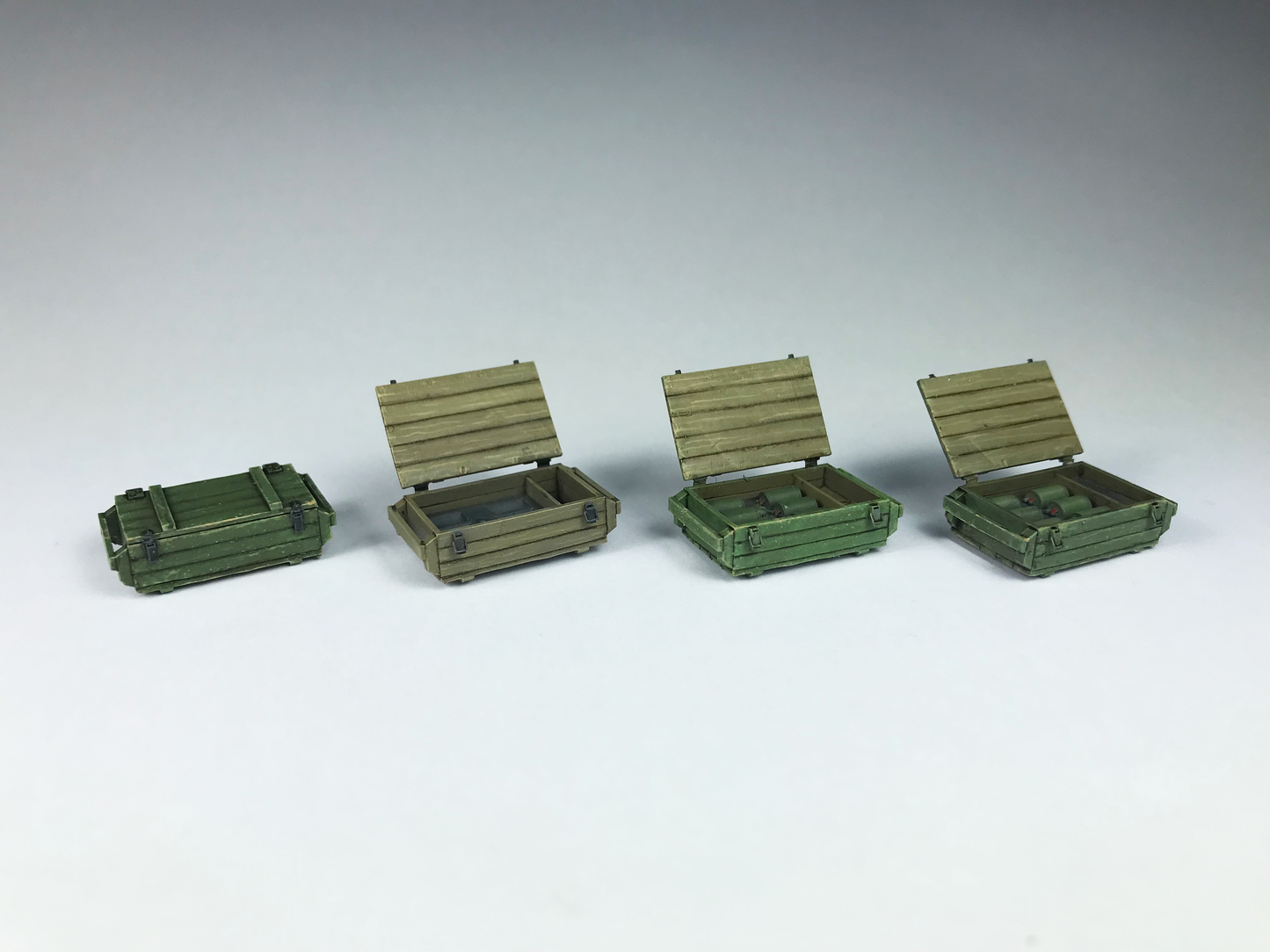 1/35 Modern Soviet OZM-72 Anti-Personnel Mines and Crates